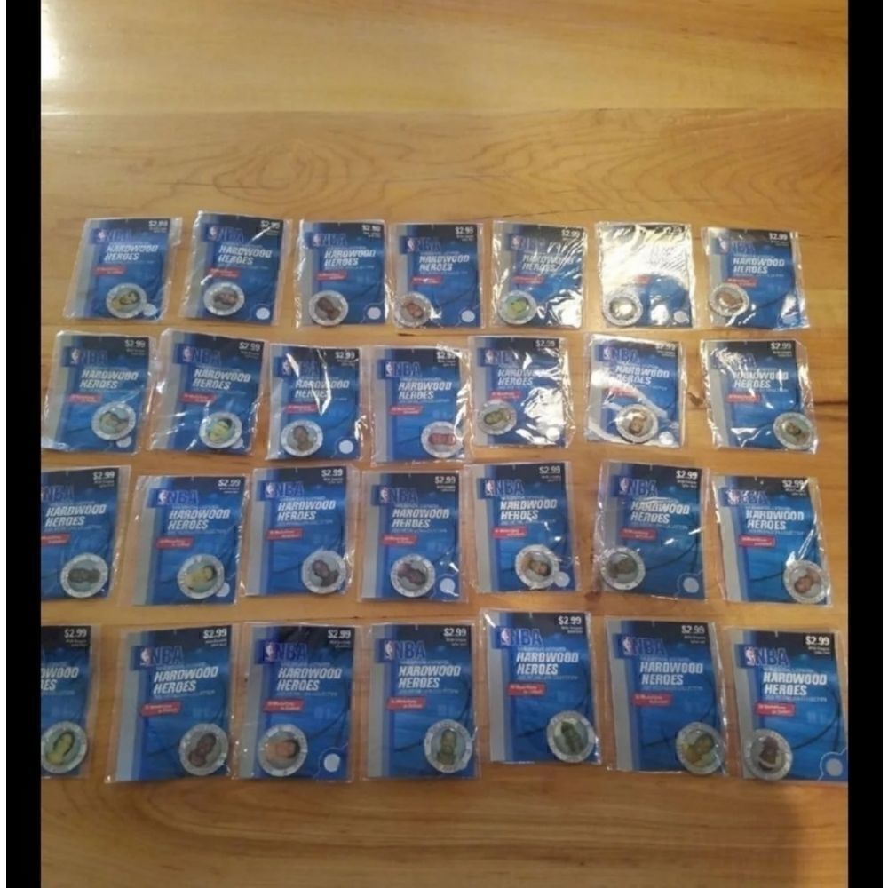 NBA Hardwood Heroes Medallion Bundle
28 of 30 set